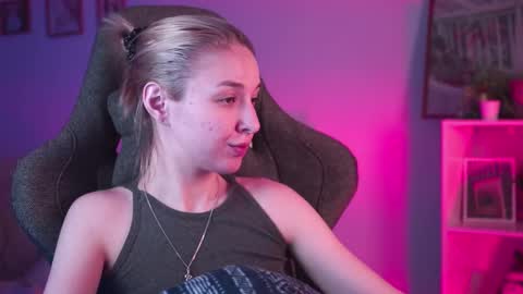 cap and Lana  online show from 02/23/25, 05:01