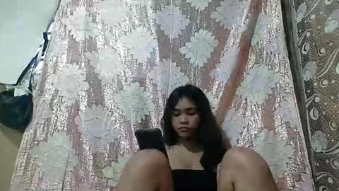 filipinagirl_18 online show from 04/04/26, 09:45