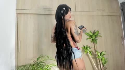 Snapshot of filletatouee chatting on 10/31/25, 02:34 filletatouee online show from 10/31/25, 02:34