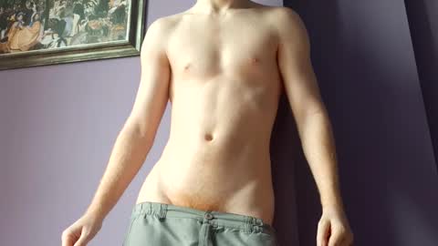 Snapshot of fillipsondon chatting on 12/18/25, 10:10 Whitechocolate online show from 12/18/25, 10:10