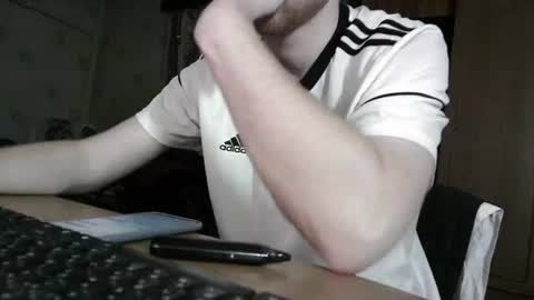 Snapshot of fillipsondon chatting on 07/18/26, 06:56 Whitechocolate online show from 07/18/26, 06:56