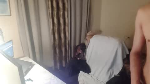 Snapshot of fin1904 chatting on 12/27/24, 07:46 fin1904 online show from 12/27/24, 07:46