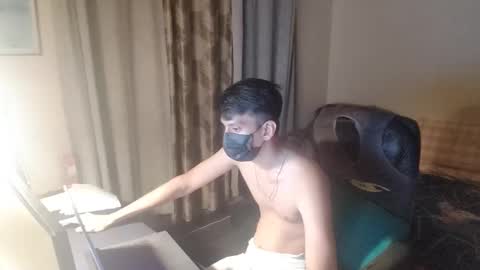 Snapshot of fin1904 chatting on 01/06/25, 02:58 fin1904 online show from 01/06/25, 02:58