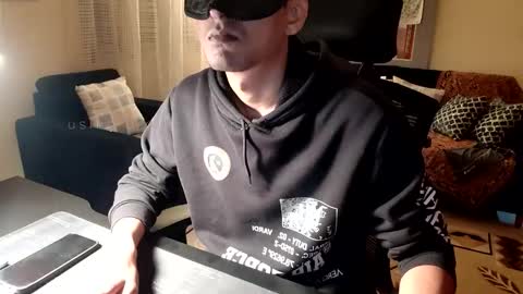 Snapshot of fin1904 chatting on 01/11/26, 10:20 fin1904 online show from 01/11/26, 10:20