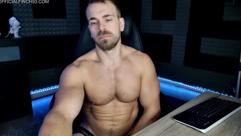 Snapshot of finch93 chatting on 01/06/25, 06:20 Nick online show from 01/06/25, 06:20