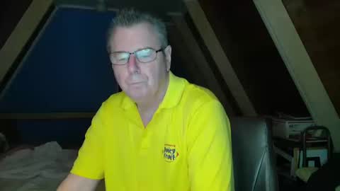 finderfiner online show from 10/15/25, 08:14