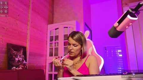 Lady online show from 04/29/26, 05:52