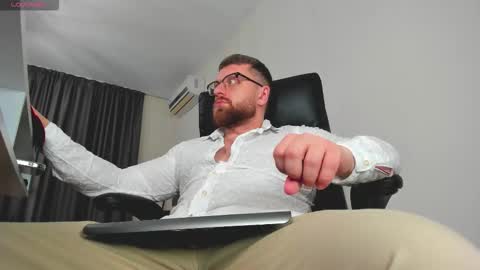 FindomGuyXXX online show from 02/13/26, 04:03
