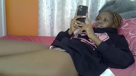 fine_queen12 online show from 04/09/26, 09:42