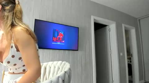 FinestChantilly online show from 10/16/25, 03:18