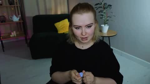 Fiona online show from 03/28/26, 10:31