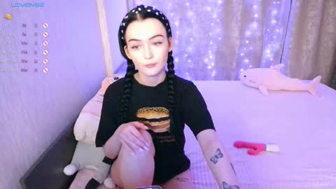 ALICESTEVEVECTOR pvt open  online show from 03/09/25, 10:08