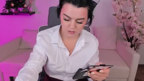 SOFIA online show from 01/12/26, 06:51