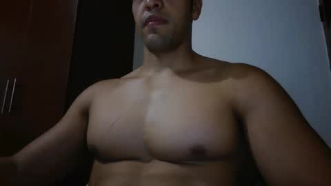 fitchestabs_69 online show from 05/08/26, 08:58