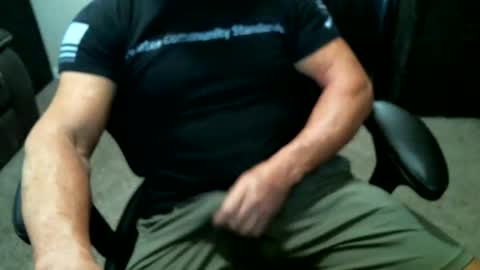 fitguy40 online show from 04/20/26, 08:43