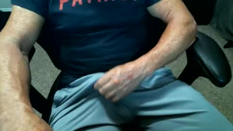 fitguy40 online show from 05/17/26, 03:26