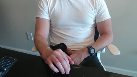 fithubby80 online show from 11/14/25, 09:02