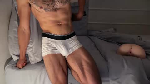 Snapshot of fitjacques chatting on 07/05/26, 03:13 fitjacques online show from 07/05/26, 03:13