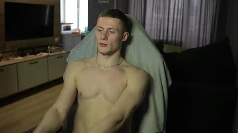 Snapshot of fixsicki chatting on 02/13/26, 07:15 Eren. online show from 02/13/26, 07:15