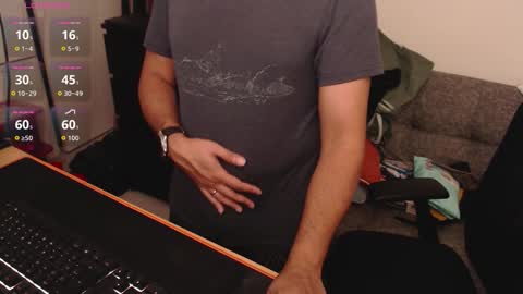 Snapshot of fizz6572 chatting on 11/18/25, 10:25 fizz6572 online show from 11/18/25, 10:25