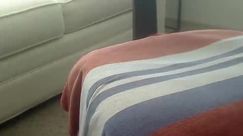 fjcs73 online show from 10/12/25, 05:34