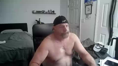 Snapshot of flaguy3233 chatting on 02/23/26, 02:42 Florida guy online show from 02/23/26, 02:42