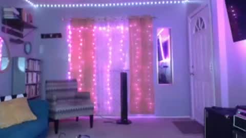 Flannel Dong online show from 10/07/25, 02:53