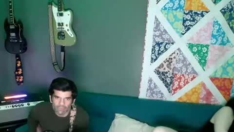 Flannel Dong online show from 11/22/25, 06:12