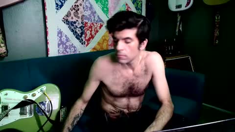 Flannel Dong online show from 11/24/25, 07:19