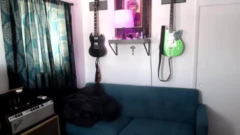 Flannel Dong online show from 03/26/26, 07:30