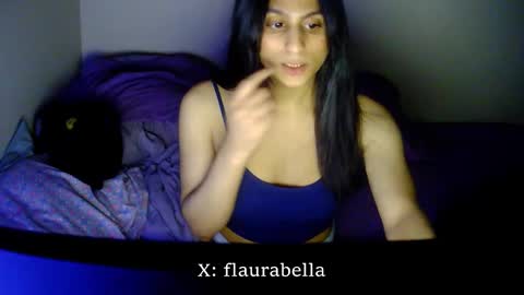 Snapshot of flaurabella chatting on 10/20/25, 05:08 flaurabella online show from 10/20/25, 05:08