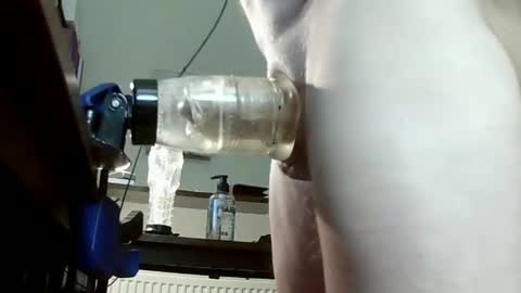 Snapshot of fleshlight4246 chatting on 12/09/24, 08:23 UK Fleshlight Fucker online show from 12/09/24, 08:23