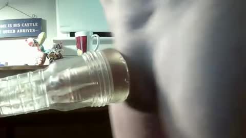 Snapshot of fleshlight4246 chatting on 12/18/25, 05:41 UK Fleshlight Fucker online show from 12/18/25, 05:41