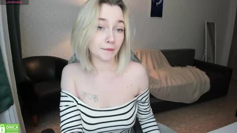 Snapshot of fleurdelisa chatting on 05/03/26, 09:32 Lisa online show from 05/03/26, 09:32