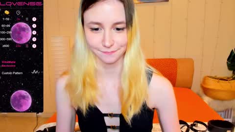 FlexiMona online show from 02/14/25, 11:42