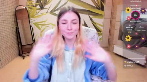 FlexiMona online show from 04/11/26, 08:40