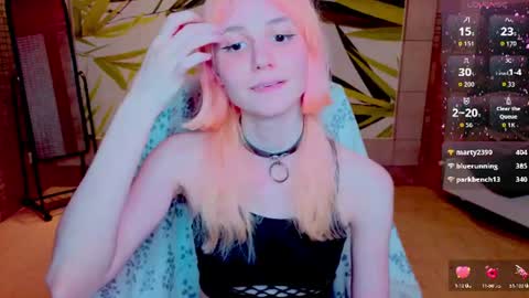Snapshot of fleximona chatting on 06/14/26, 10:12 FlexiMona online show from 06/14/26, 10:12
