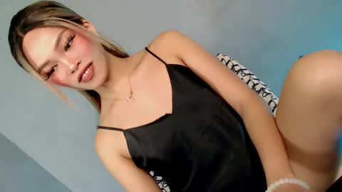 Snapshot of flirt_with_me28 chatting on 09/20/25, 09:49 Suzy online show from 09/20/25, 09:49