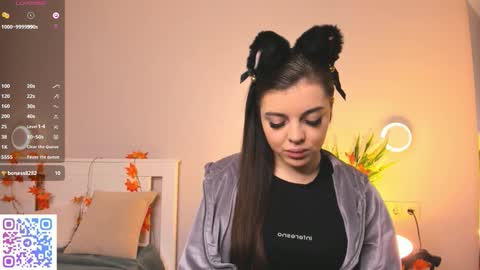 Doloras online show from 12/05/25, 06:44