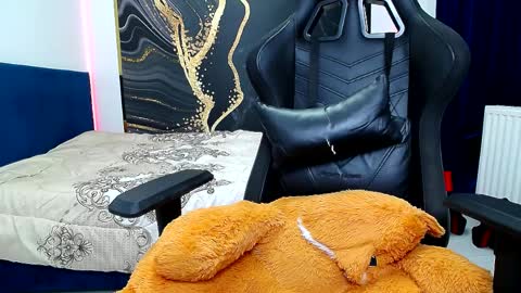 flirtdeea online show from 03/28/26, 04:12