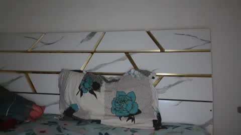 flirtsxxx online show from 02/06/25, 06:46