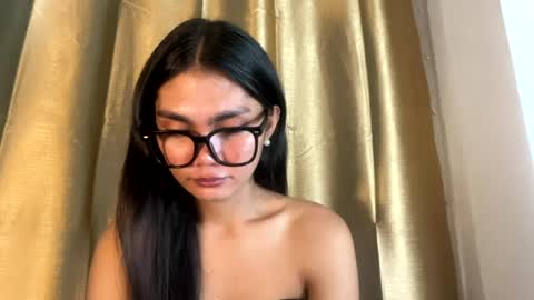 Snapshot of flirtymarga chatting on 07/19/26, 05:11 Marga online show from 07/19/26, 05:11