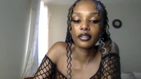 Snapshot of flirtyy_sheery chatting on 06/06/26, 07:13 sheery online show from 06/06/26, 07:13