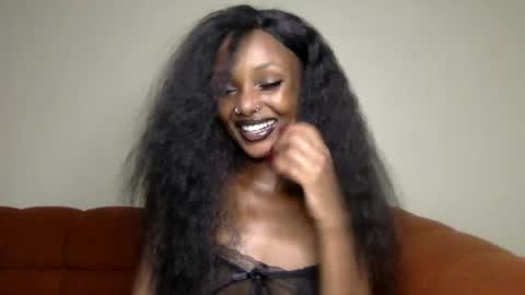 Snapshot of flirtyy_sheery chatting on 06/19/26, 04:22 sheery online show from 06/19/26, 04:22