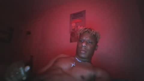 Snapshot of flomadetda chatting on 01/02/25, 06:07 JACC T online show from 01/02/25, 06:07