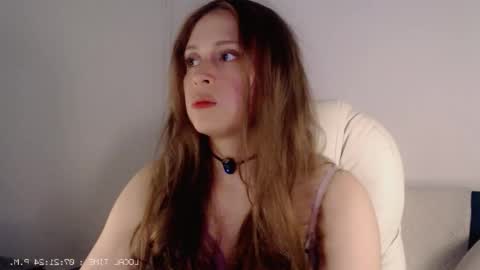 Snapshot of flor3citarockera chatting on 11/28/25, 12:24 flor3citarockera online show from 11/28/25, 12:24