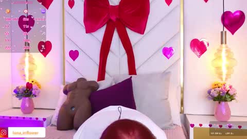 Luna online show from 02/22/26, 12:58