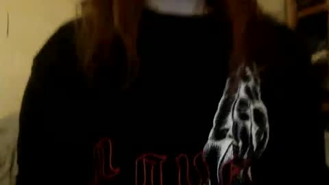 Snapshot of floraexploration chatting on 12/16/24, 04:38 floraexploration online show from 12/16/24, 04:38