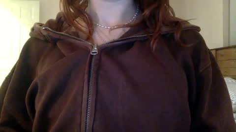 Snapshot of floraexploration chatting on 02/22/25, 06:06 floraexploration online show from 02/22/25, 06:06