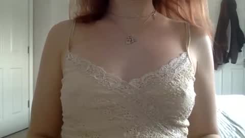 Snapshot of floraexploration chatting on 02/26/25, 09:16 floraexploration online show from 02/26/25, 09:16